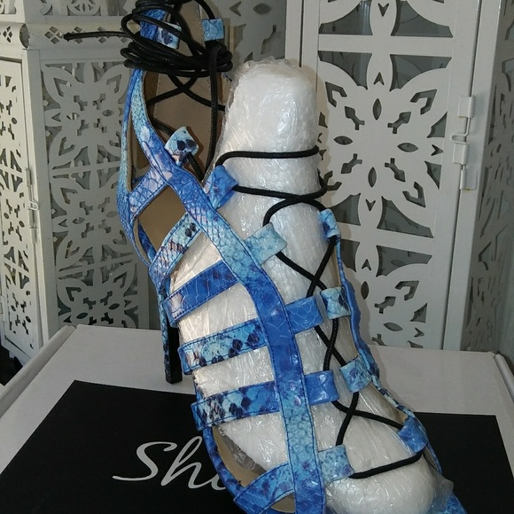Multicolor Royal Blue, Black & W Snake Print Heels - Picture 2 of 2